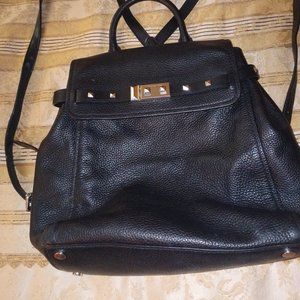 Micheal kors bag / backpack )